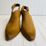 Charles David Charles by  Brown Tan Bootie Sz 8.5 Photo 2