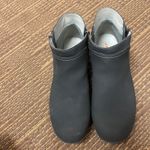 J Sport Jenna Black Ankle Boots Women's 11M Side Zip Comfort Walking EUC Size 11 Photo 1