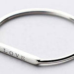Boutique NEW Women's Dainty White Gold-Plated S925 LOVE‎ Bar Band Ring Size 5 Photo 0