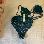 Hollister Holister Photo 2