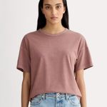 Everlane The Boyfriend Tee in Essential Cotton in Brown Garment Dye, Size Medium Photo 0