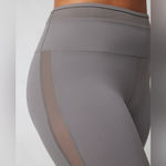 Vuori Hot Mesh Leggings Smoke Gray Photo 3