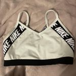 Nike Sports Bra Photo 0