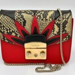 Furla METROPOLIS
Crossbody Mini Red/ Snake design Photo 0