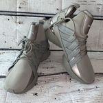 Puma Women's Muse Echo EP Sneakers Size 8.5 Photo 4