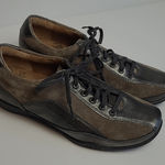 TAOS STEADY PEWTER GRAY PANELED LEATHER SUEDE SNEAKER LOAFER WOMENS 8.5 Photo 0