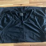 Athleta  T-Shirt Size Medium Photo 0