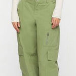 Forever 21 NWT Zipper-Pocket Cargo Pants in Olive Green - Size M Photo 0
