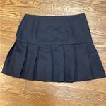 ASOS  pleated mini skirt. Size 14. Black. Photo 1