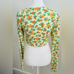 Mango Floral Twist-Front Crop Top vacation resort wear Photo 4