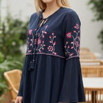 Embroidered Floral Navy Blue Bohemian Bell Sleeve Dress‎ Tunic Style Crown & Ivy Size L Photo 0