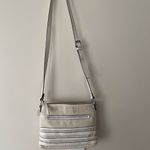 Dana Buchman Dana Bachman Crossbody Bag Color White& Grey. Photo 7