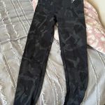 Gymshark Black Camo Leggings Photo 0