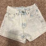 Levi's Shorts High-Waisted Photo 2
