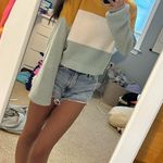 Hollister  Sweater Photo 0