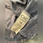 C&C California NWT  Size 1X Blue Floral Lightweight Long Sleeve Burnout Tee Shirt Photo 10