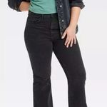 Universal Threads Women's High-Rise Flare Jeans - Universal Thread Black Wash Size 16R Photo 0