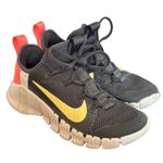 Nike  Free Metacon 3 black sneakers size 6 Photo 2