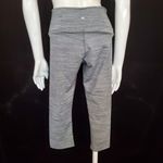 Manduka  Gray Capris (S) Photo 6
