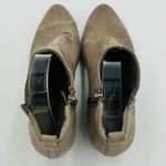 Old Navy Womens Tan Faux Suede Ankle Booties Boots Block Heel Side Zip Size 8 Photo 5