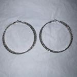 Vintage Silver Tone Diamond Cut Triple Hoop Earrings‎ Photo 4