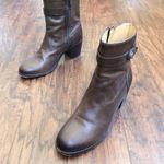 Frye • Malorie Button Short ankle boots booties brown leather distressed vintage Photo 10