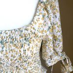 Storia NWT Floral Top Photo 1