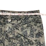 DKNY Jeggings Stretch Green Floral Camouflage Chinos BRAND NEW Size 8 Photo 6
