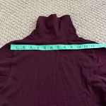 Athleta  Womens XS Burgundy Turtleneck Long Sleeve Top Photo 7