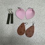 Lot of 3 faux leather dangle earrings Pink Photo 0