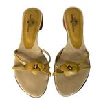 Tommy Bahama Sandals Womens 8M Tan Leather Flower Relaxology Open Toe‎ Summer Size 8 Photo 0