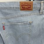 Levi's NWT Classic Straight Jeans Women's 18 Short W34 L28 Light Blue Wash Photo 3