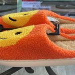 Happy Face Fuzzy Slippers NWT Orange Size 6 Photo 4