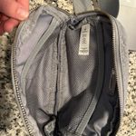 Lululemon Everywhere Belt Bag 1L Photo 5