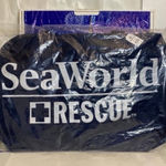 Sea world rescue center duffle bag / weekender NWT Blue Photo 0