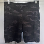 Athleta  Salutation Shorts Photo 0