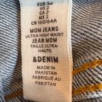 H&M Ultra High Waist Mom Blue Denim Straight Leg Jeans
Button Up Size 2 Photo 4