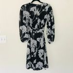 Club Monaco  Linettah Midi Dress Black Gray Floral Tie Women's Size 00 Photo 6