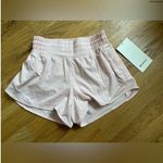 Lululemon NWT Deadstock Hotty Hot light pink High-Rise Lined Short 2.5" Size 12 Photo 2