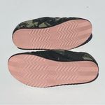 Sorel  Women’s Bodega Run Slippers Green Camo Lined Indoor Outdoor Sole size 7 Photo 6