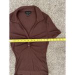 New Look Collard Button Ruched Bodysuit in Dark Brown (US 2) Photo 4