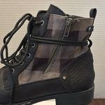 Very G  Black and Gray Ankle Boots Photo 8