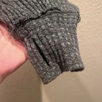 Free People  Women’s Gray Waffle knit cropped Mockneck size medium Photo 3