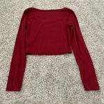 Daisy size xl red long sleeve crop top Photo 1