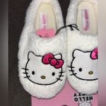 Hello Kitty Slippers - Size Medium Photo 2