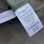 Loft  High Rise straight women Olive green cuffed pants trousers  Sz LP. Photo 9