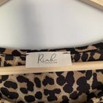 Riah Fashion Leopard Print Short Sleeve Top M comfortable summer shirt light Photo 2