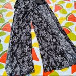 Black and white floral print jumpsuit Women’s XS Photo 1