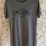 Gray Graphic T Photo 0