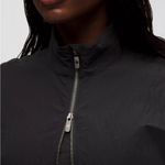 Lululemon NWT  - Crinkle Nylon Cinchable Jacket - $148 - Size M Photo 8